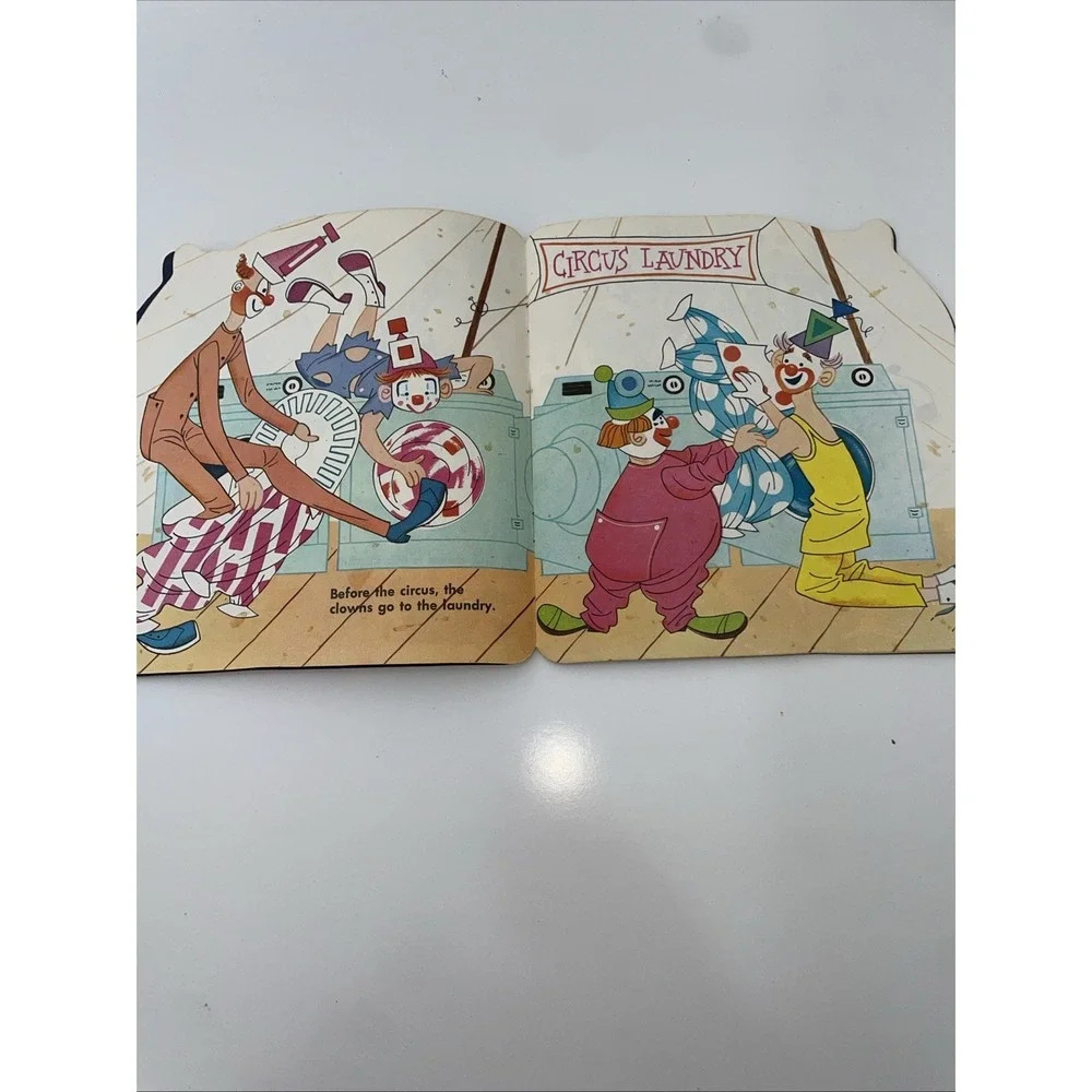 Fun with Shapes Happy Helper, A Golden Shape Paperback Book, 1972‎ Vintage